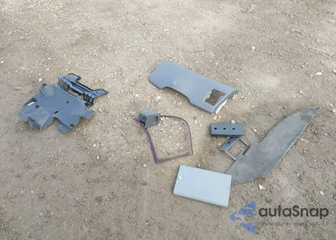 2003 Oldsmobile Aurora 4.0 z USA, uszkodzony, nr VIN 1G3GS64C134119687